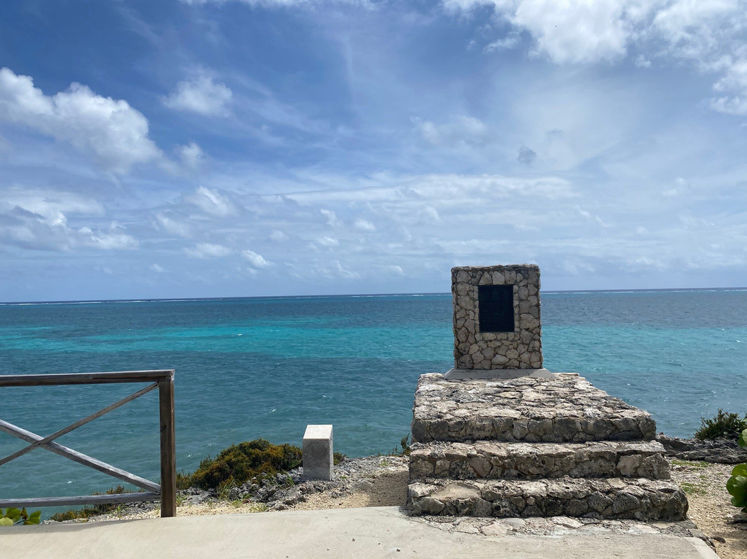 Wreck of the Ten Sail Memorial-East End必去景点