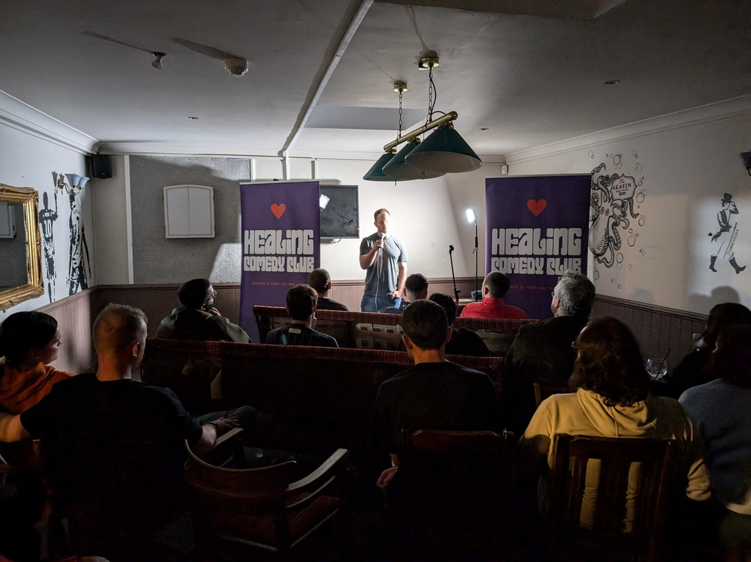 Healing Comedy Club景点图片
