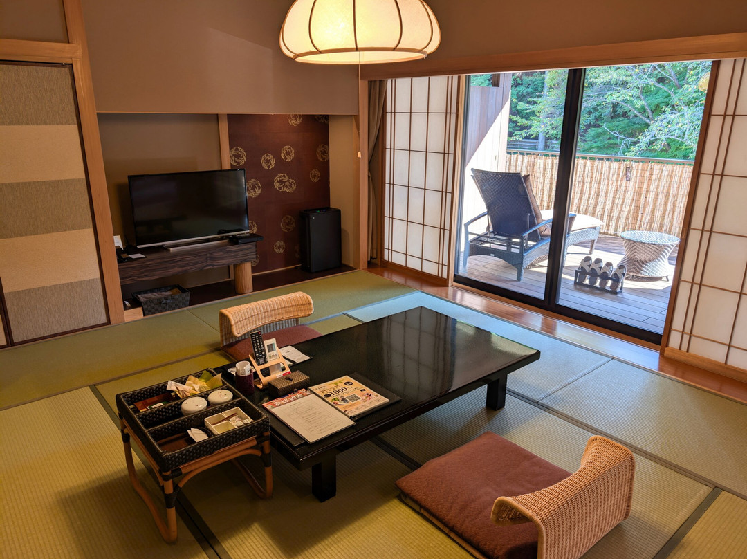 京汤之花翠泉日式旅馆主图