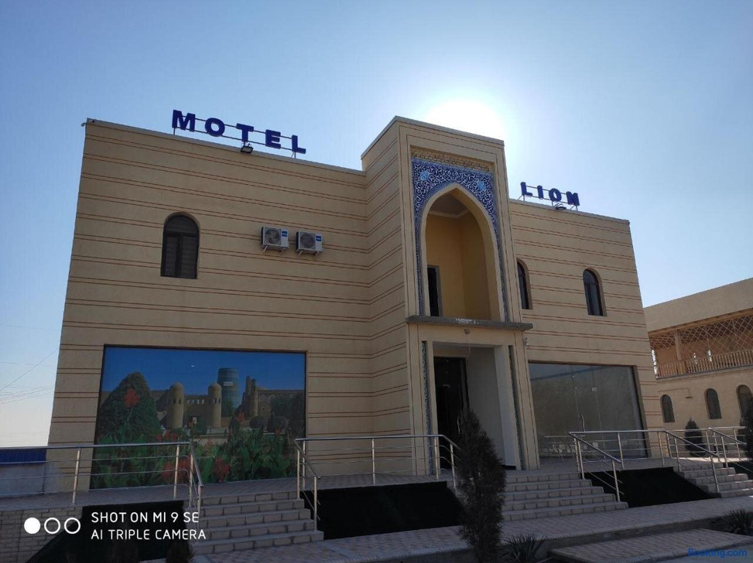 Motel Lion