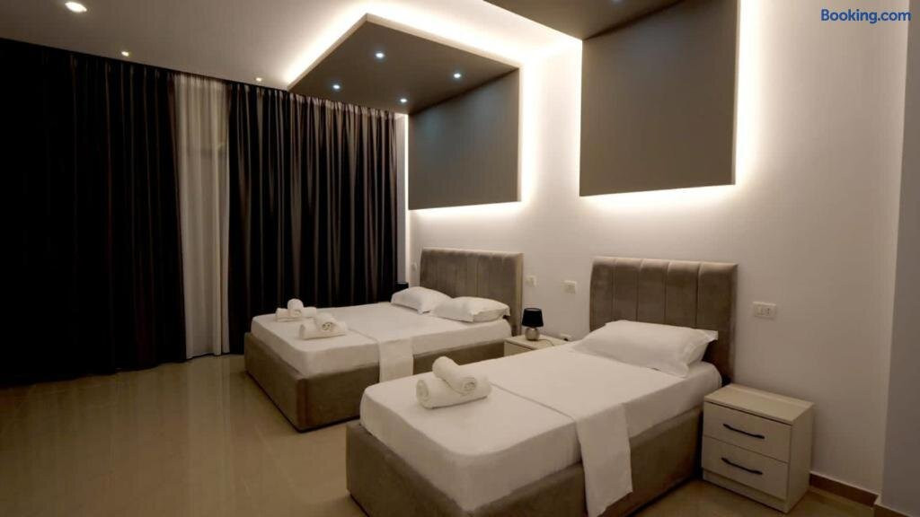 Perla E Dumrese, Bar-Restaurant-Hotel