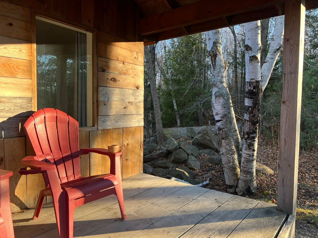 Lakepoint Cottage Resort主图