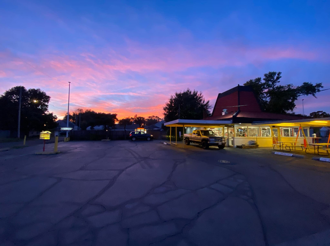 Cranwills Drive in/ Rootbeer Stand