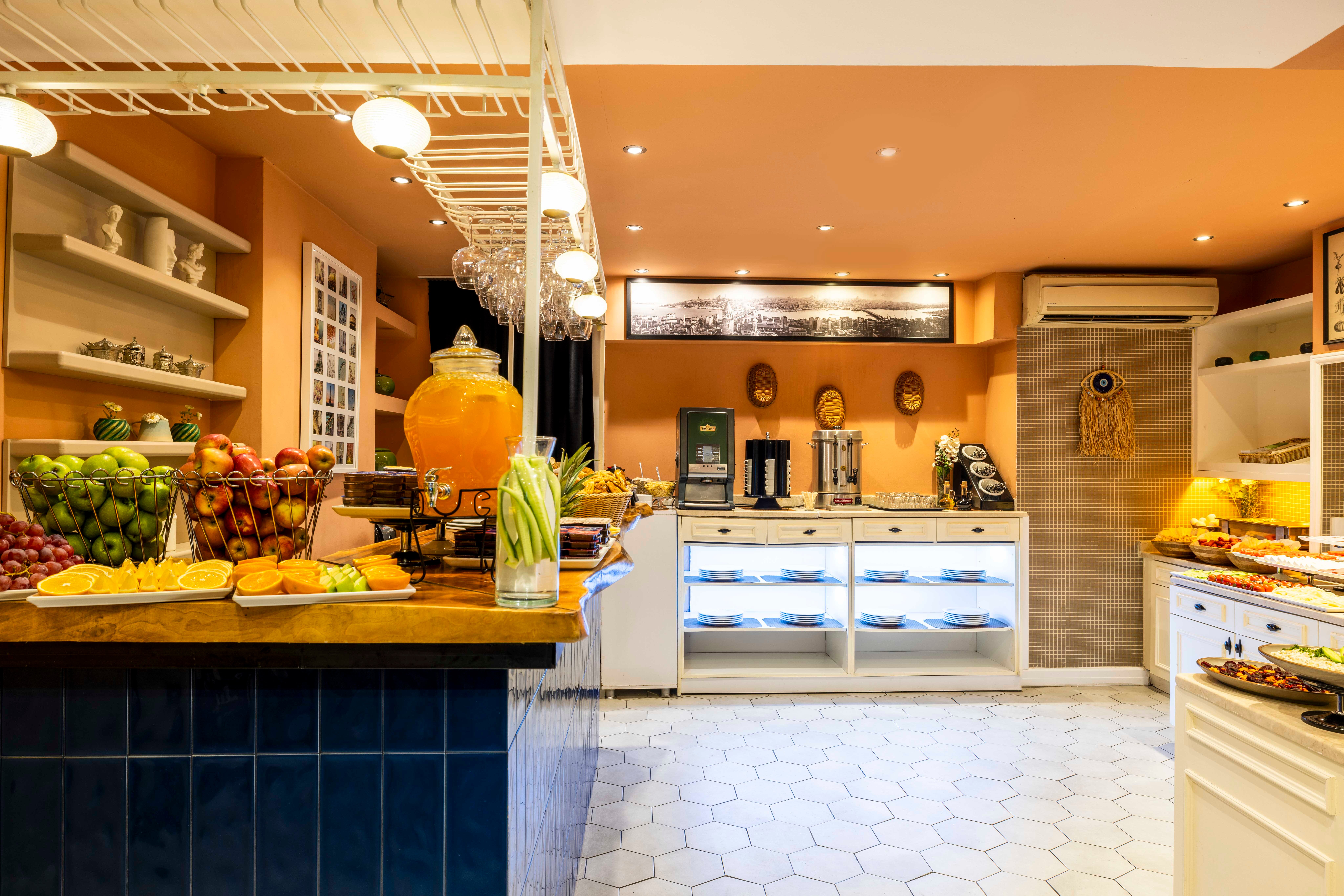 雷蒙德酒店-餐饮