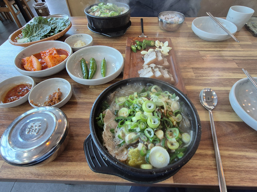 Jeju Eunhee's Haejangguk Simhaksan Branch