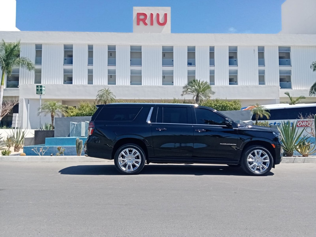 Cabo Shuttle Services-卡波圣卢卡斯必去景点