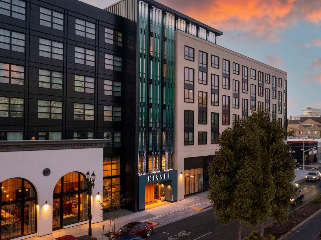 Kissel Uptown Oakland