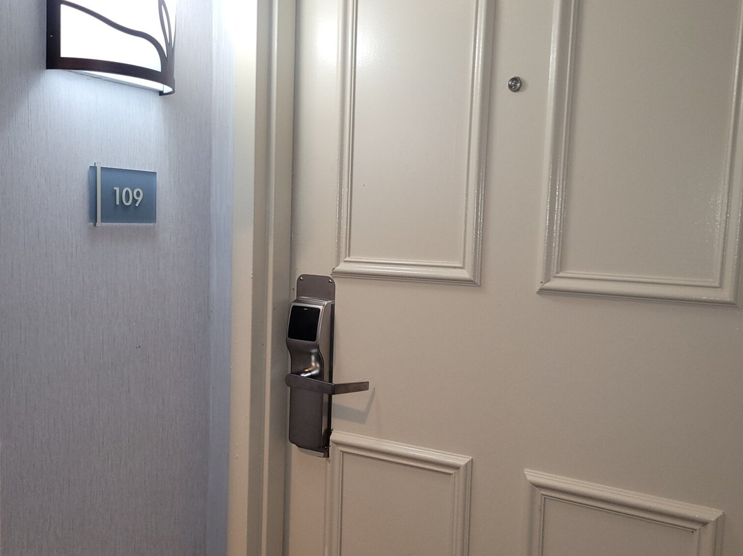 贝斯特韦斯特奥克布鲁克酒店主图