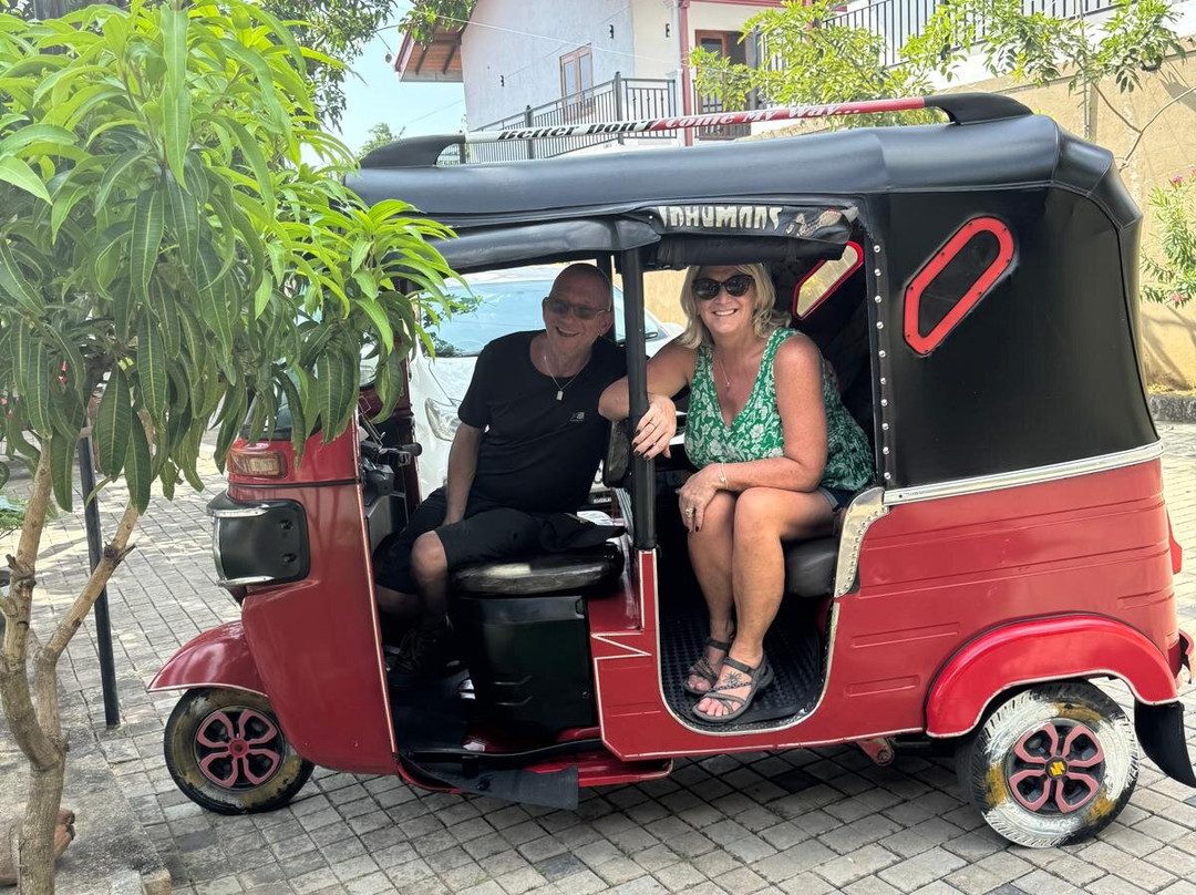 Tuk Tuk Rental Negombo景点图片