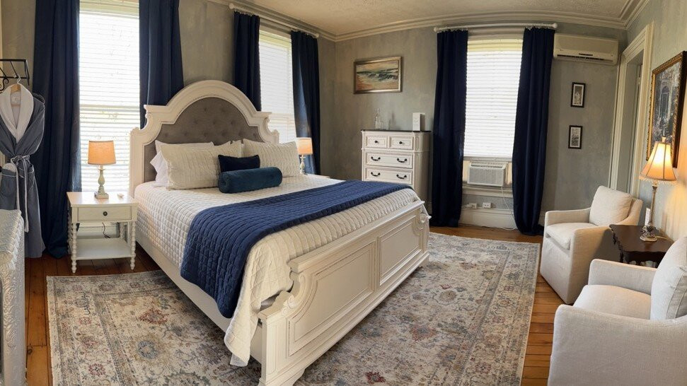 The Captain Stannard主图