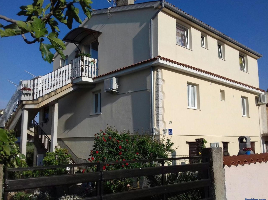 Apartments Martina