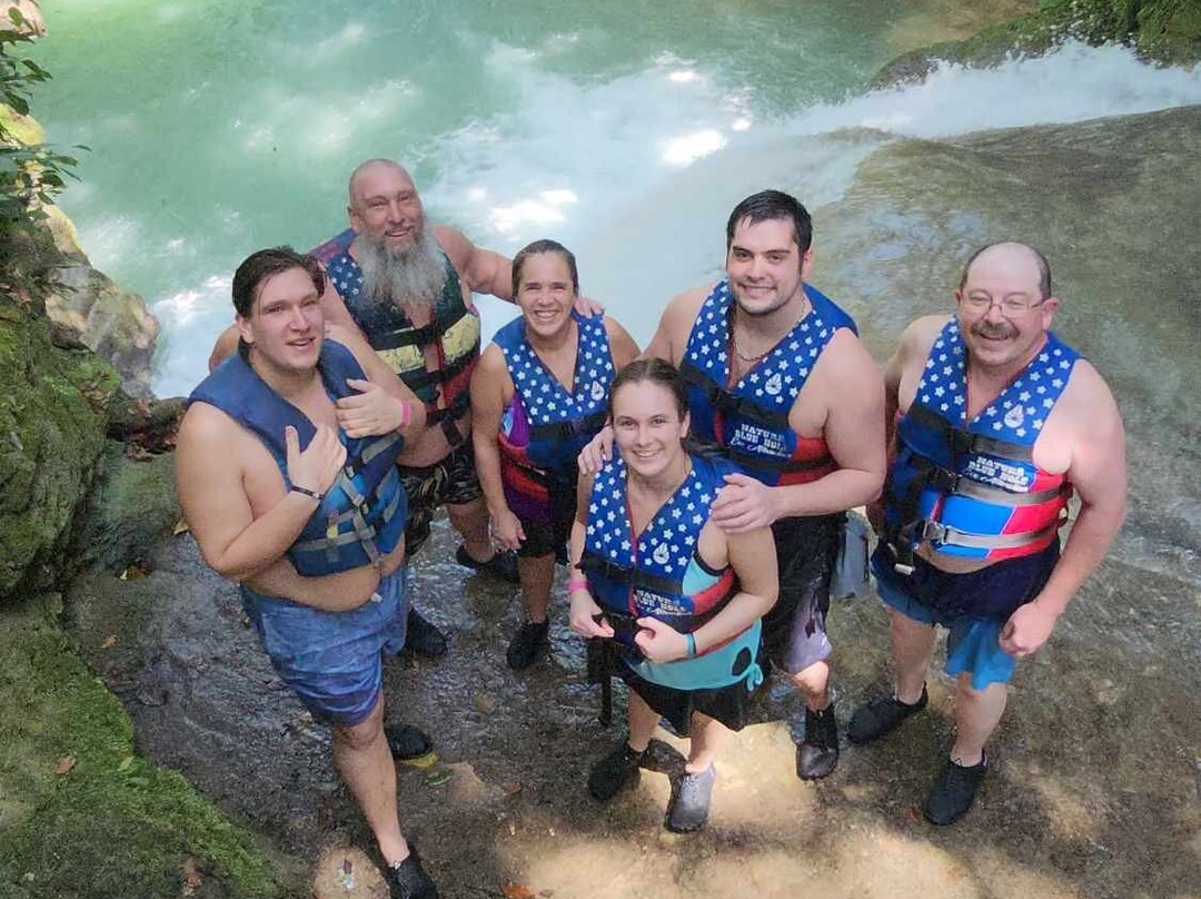 Travel Jamaica Tours-奥乔里奥斯必去景点