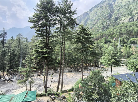 Purnima Hotel