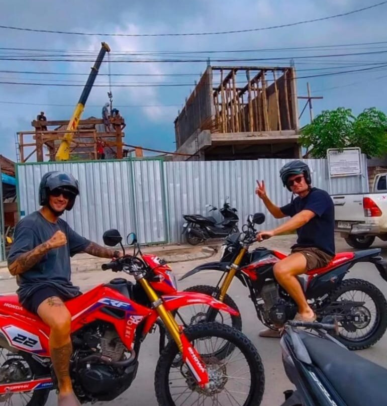 Tora Rental Scooter Kuta Lombok景点图片