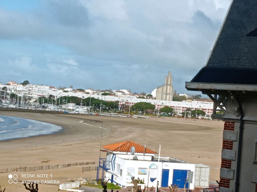 高尔夫家庭酒店主图