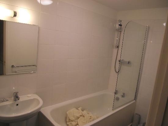 130 Corve Street B&B-浴室