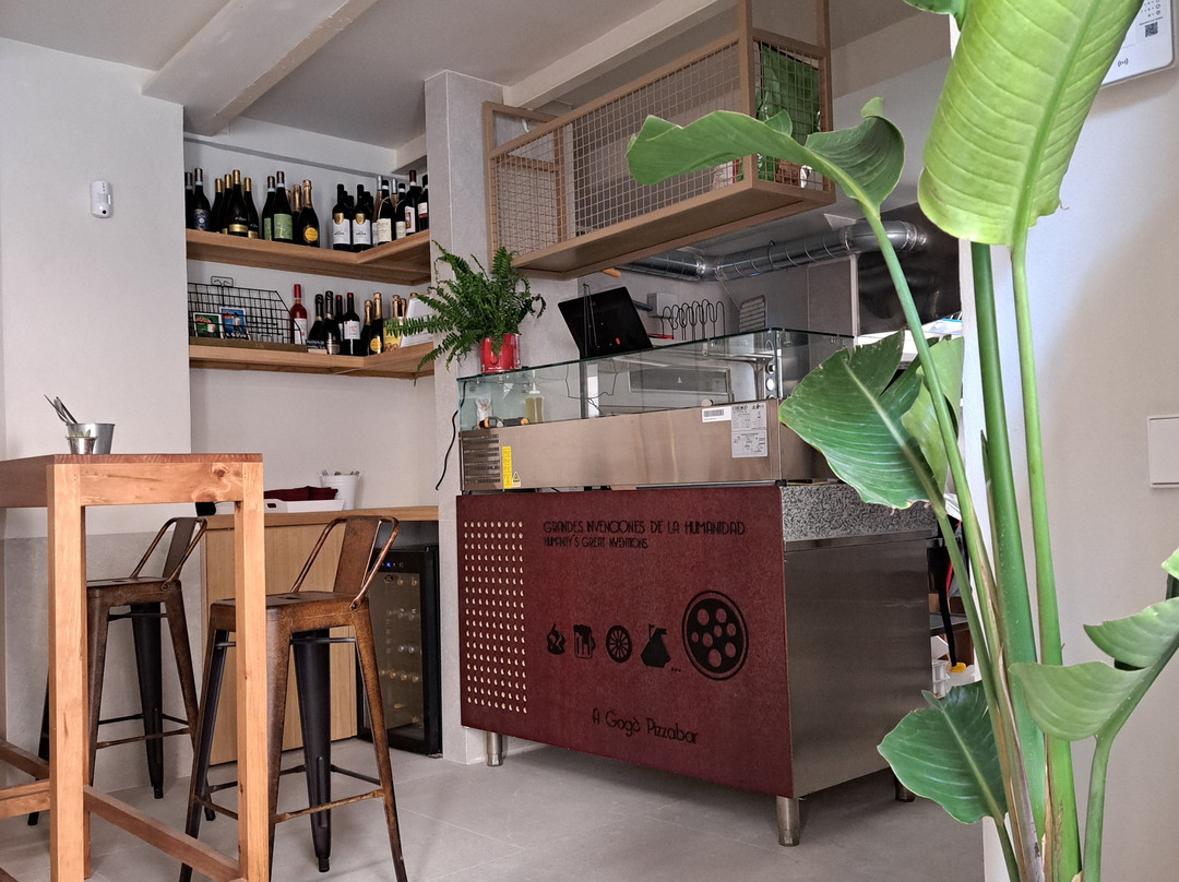 A Gogò Pizzabar