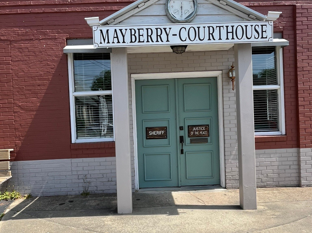 The Mount Airy Visitors Center-Mount Airy必去景点