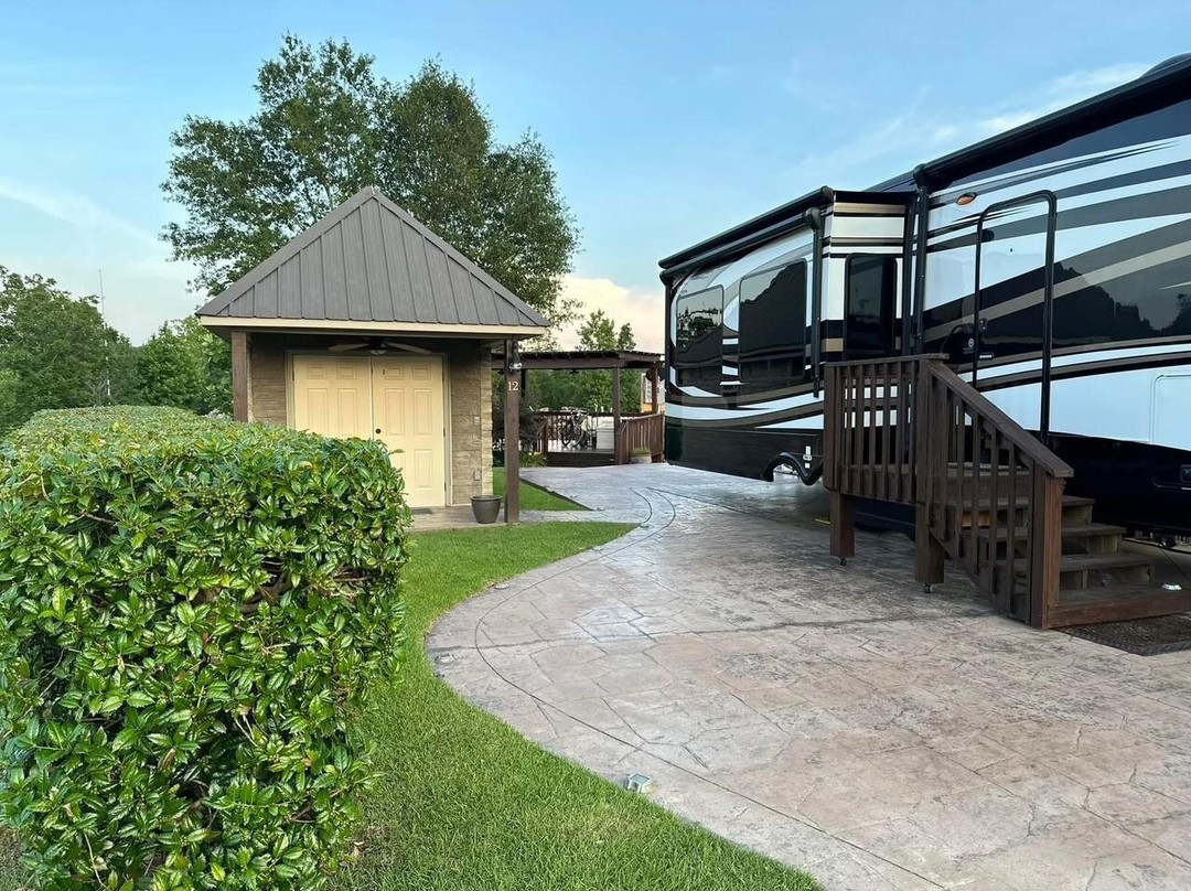 Smith Lake RV & Cabin Resort景点图片