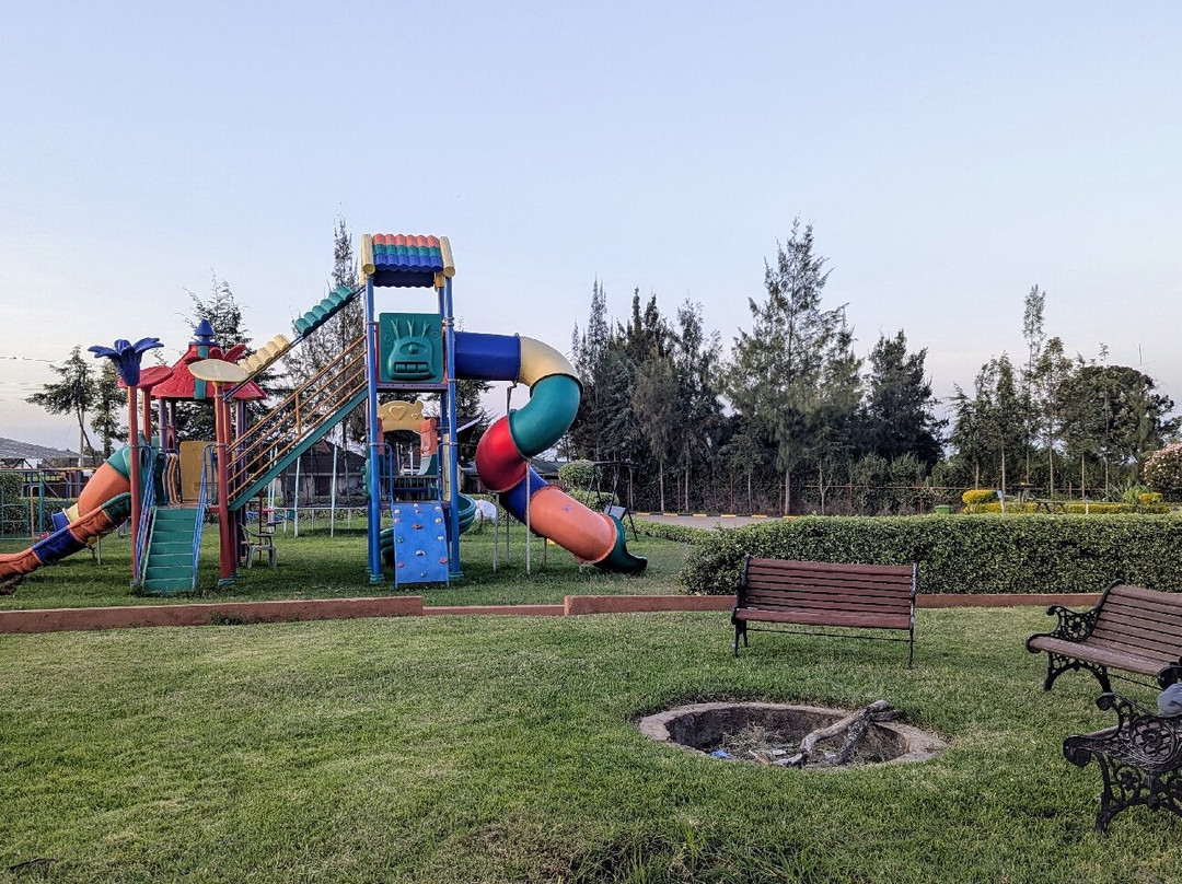 Regency Mount Kenya Hotel主图