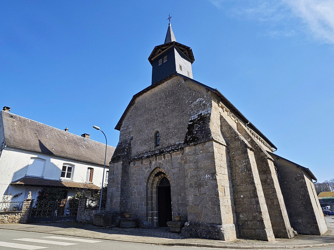 Église Saint-Laurent de Saint-Priest-la-Feuille景点图片