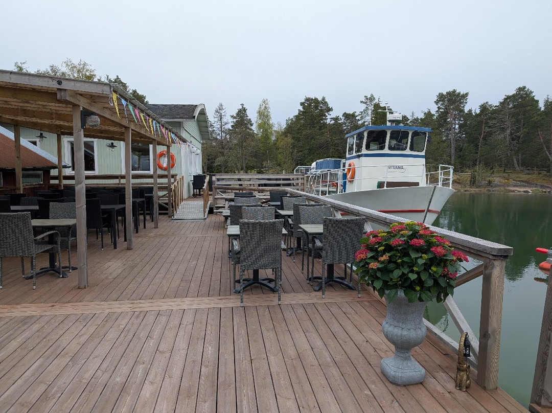 Lolo’s Seaside Café & Restaurant