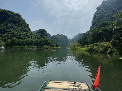 Viet Nam Easy Go Travel-宁平必去景点