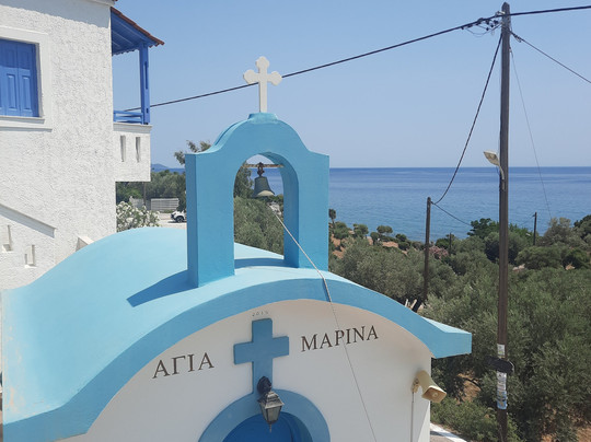 Aspres Apartments主图