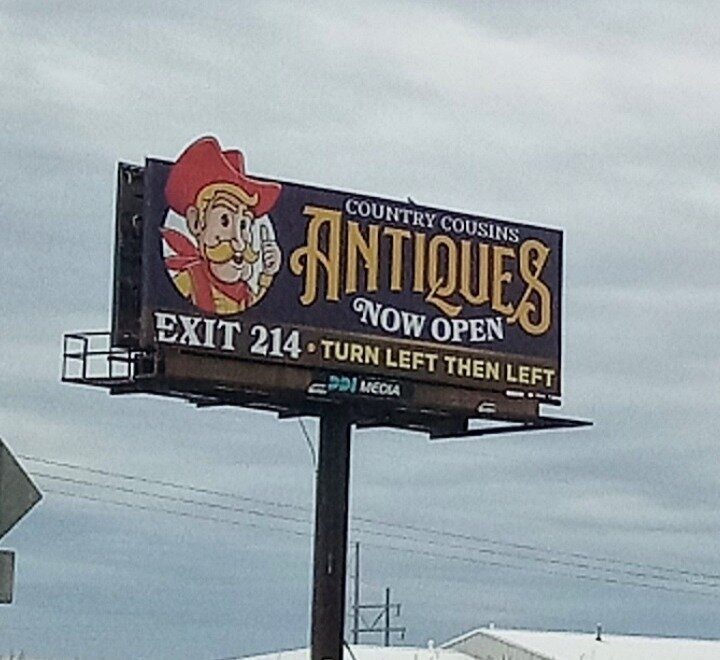 Country Cousins Antique Mall-Bourbon必去景点