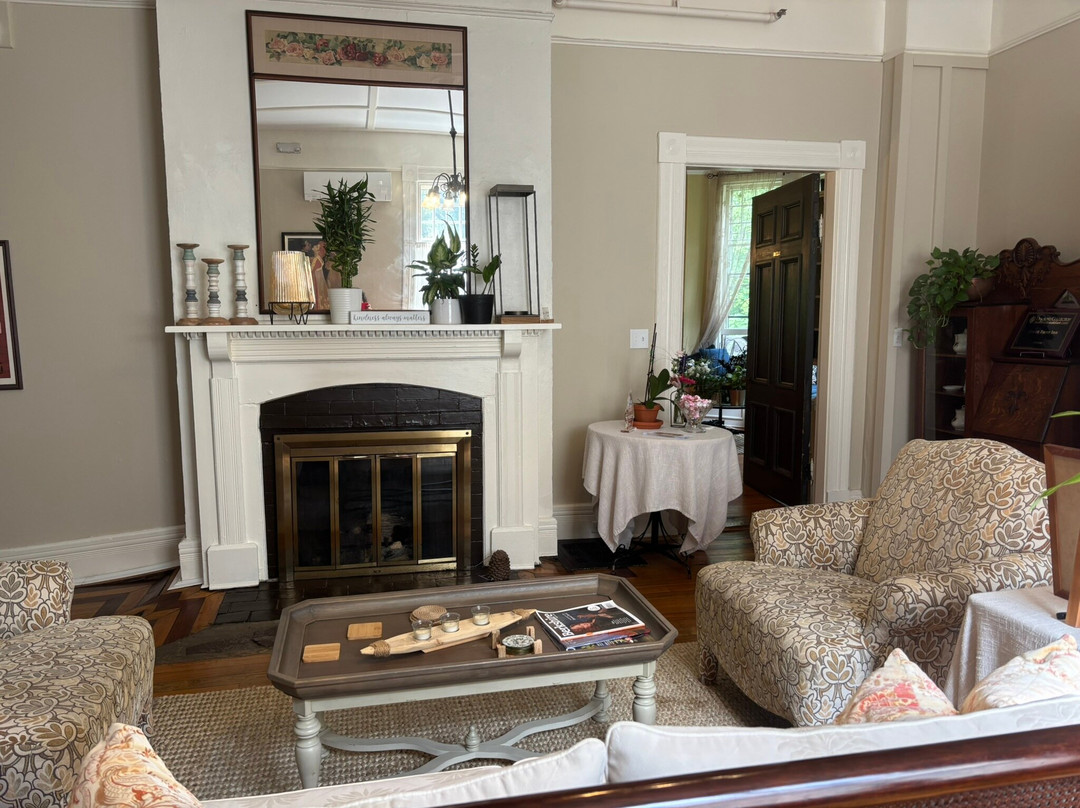 Brook Farm Inn主图