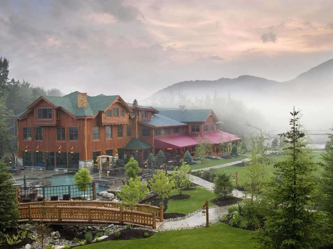 普莱西德湖酒店住宿-白脸小木屋