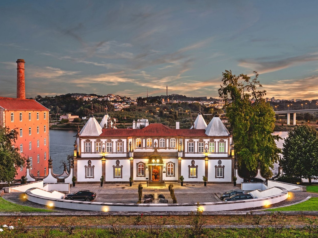 佩斯塔纳帕拉西奥弗雷舒波萨达与国家纪念碑酒店主图