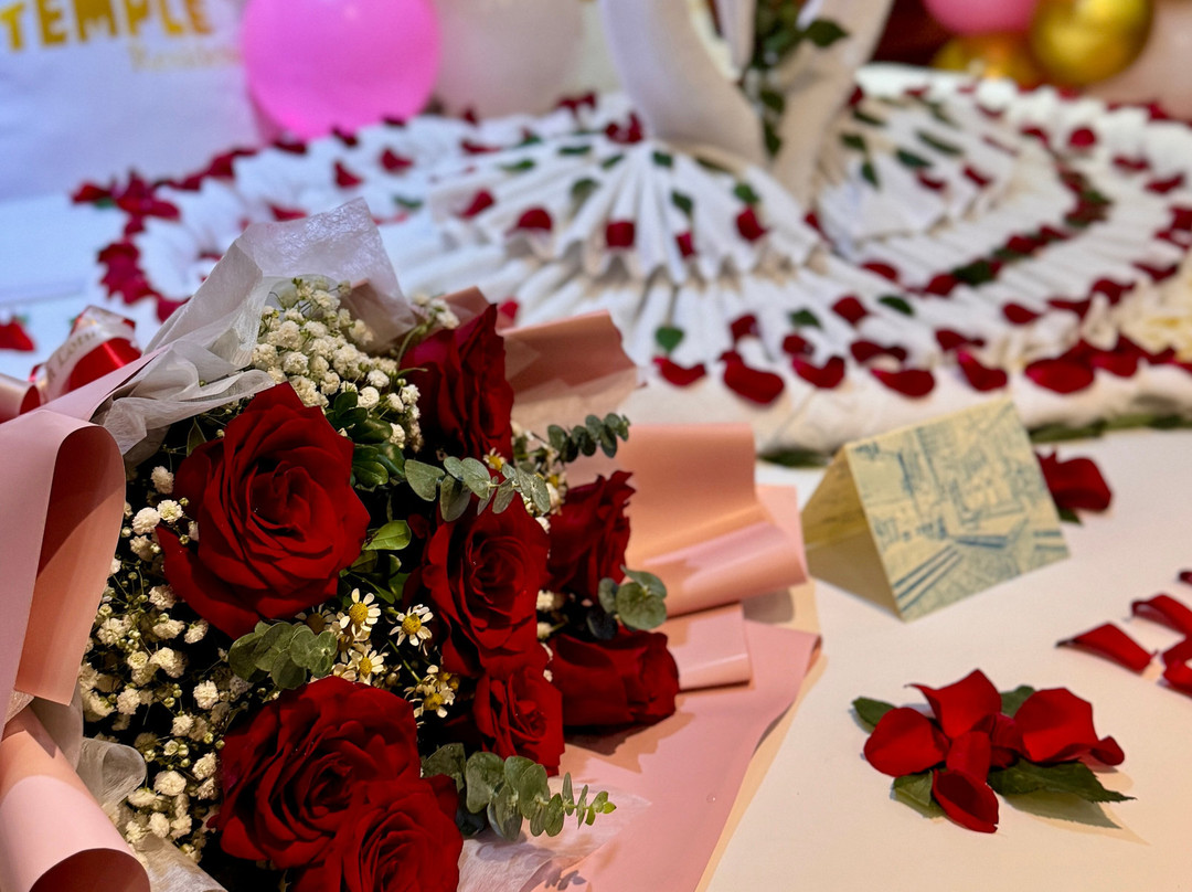 Golden Temple Boutique主图