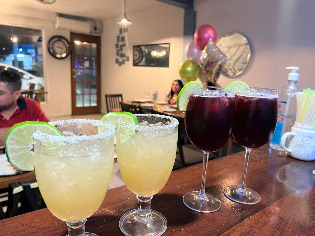 Del Puerto Restaurante