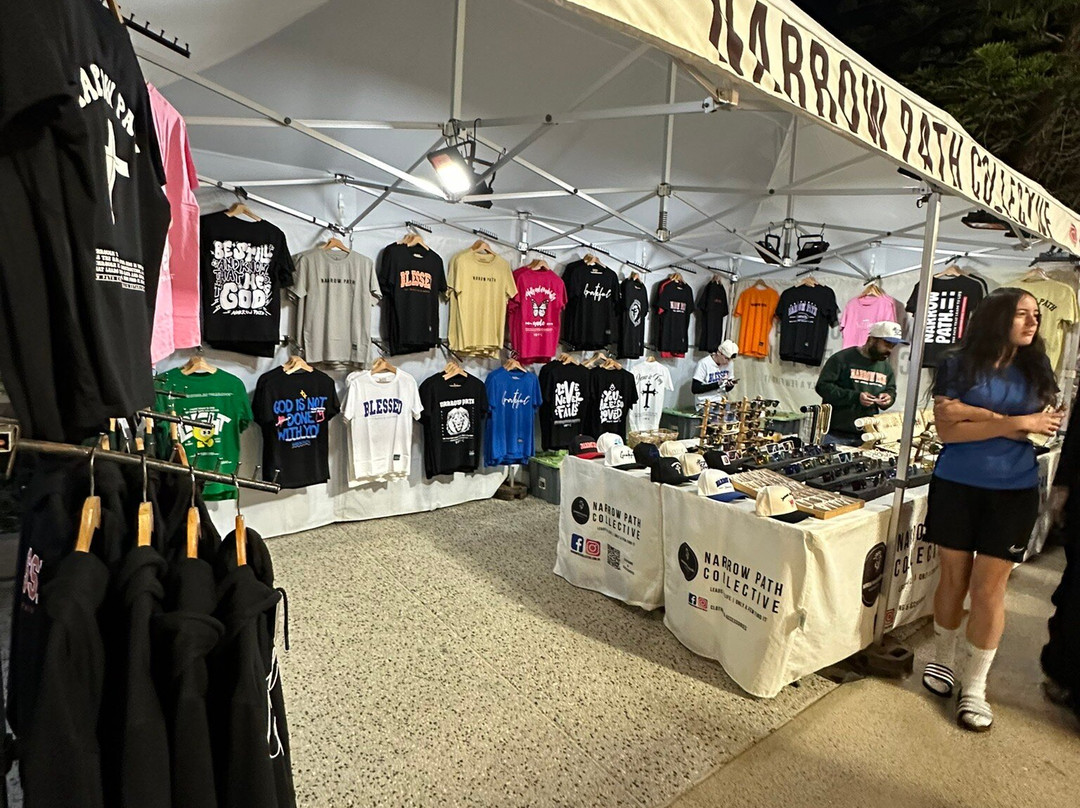 冲浪者天堂海滨集市-冲浪者天堂必去景点