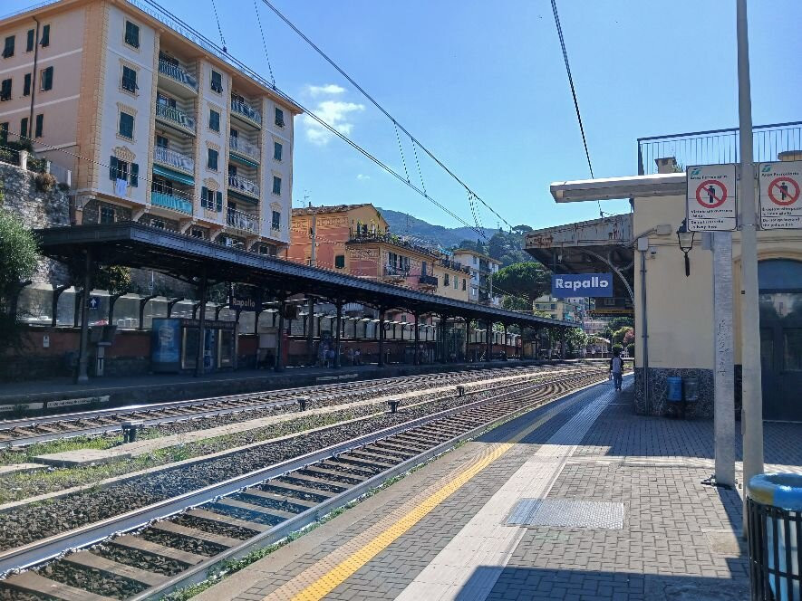 Stazione Ferroviaria di Rapallo-拉帕洛必去景点