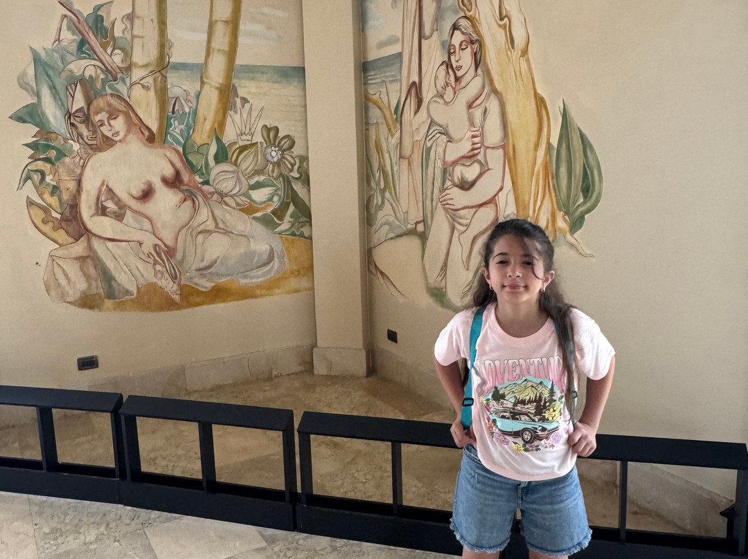 Monumento a los Heroes de la Restauracion-圣地亚哥必去景点