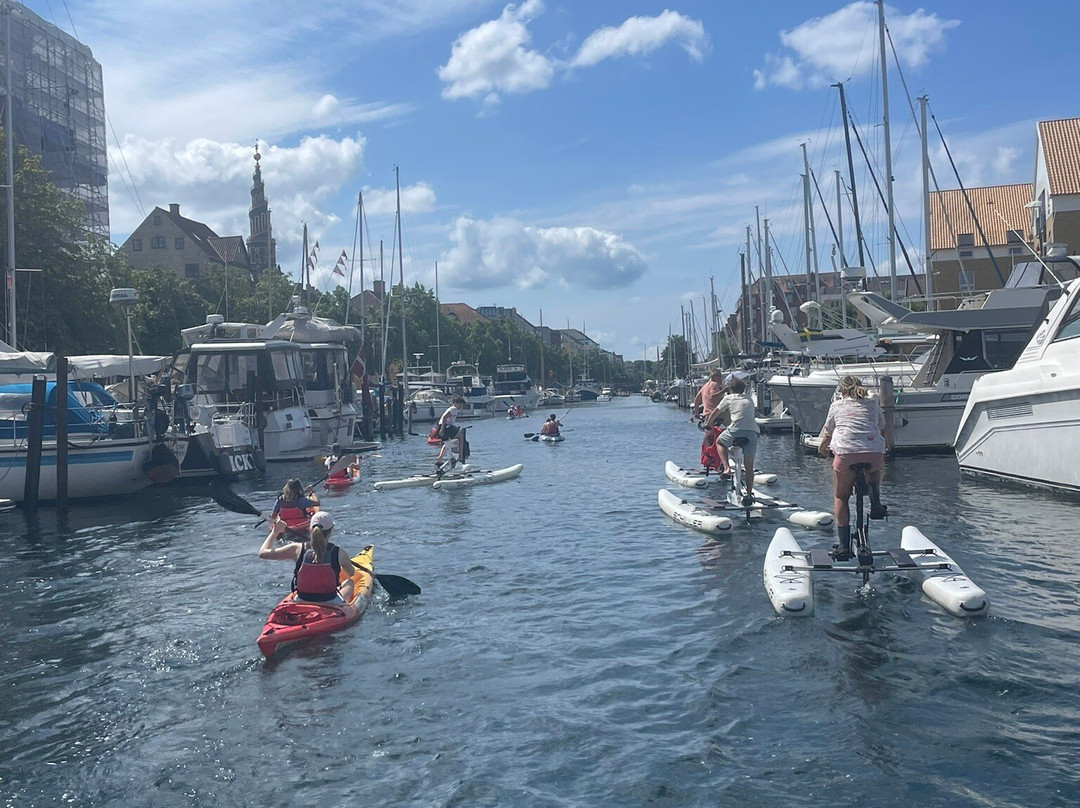 See Copenhagen from a HydroBike-哥本哈根必去景点