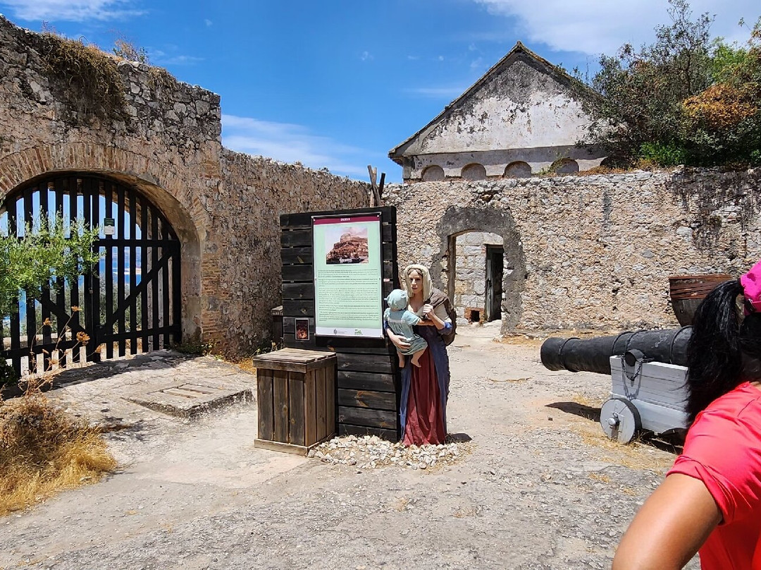 Visit Gibraltar-Gibraltar Town必去景点