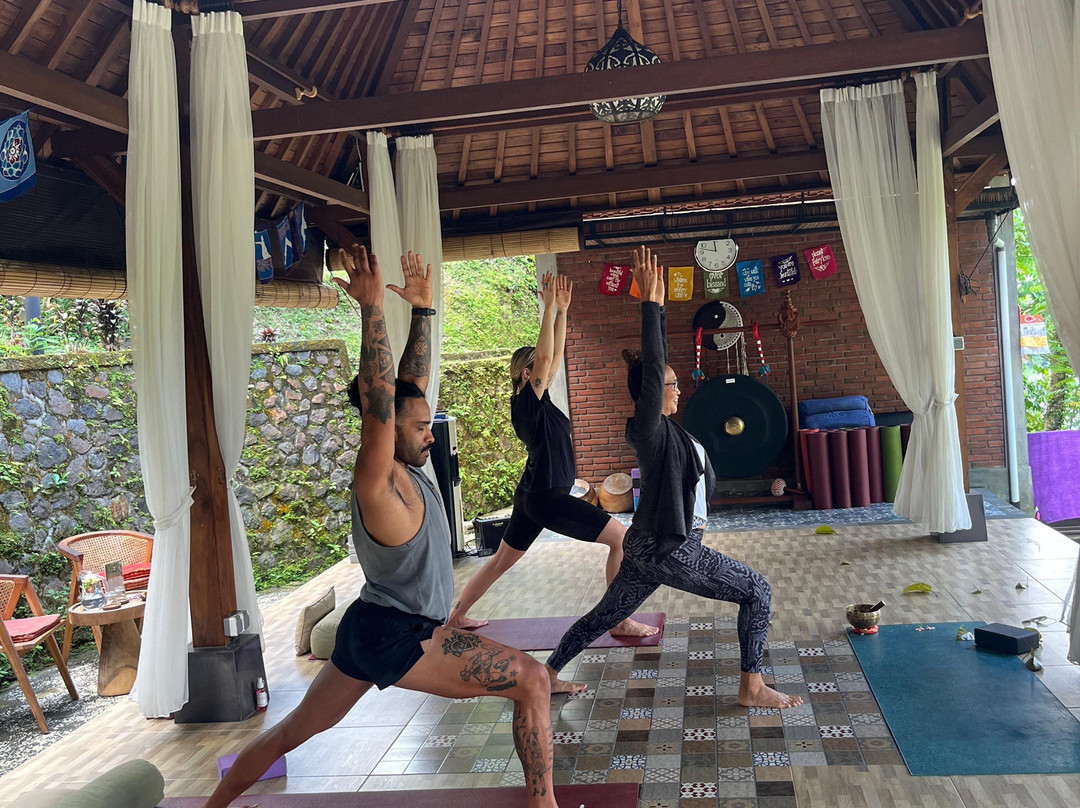 Sidemen Yoga Center-席德门必去景点