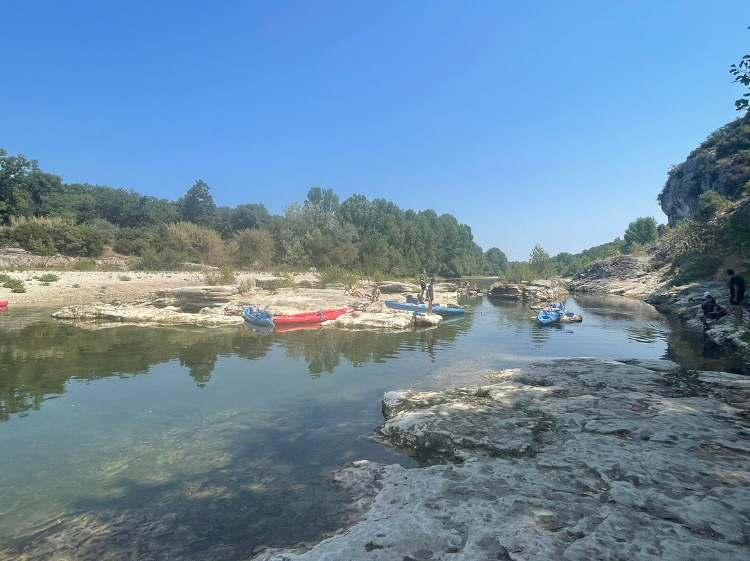 Canoe Le Tourbillon-Collias必去景点