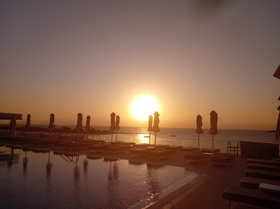 Saint George Hotel主图