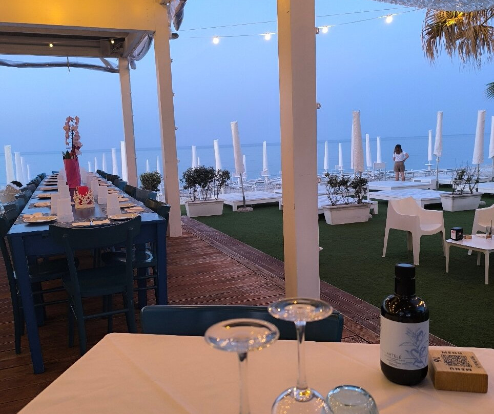 Lido Mimi Beach-Fossacesia Marina必去景点