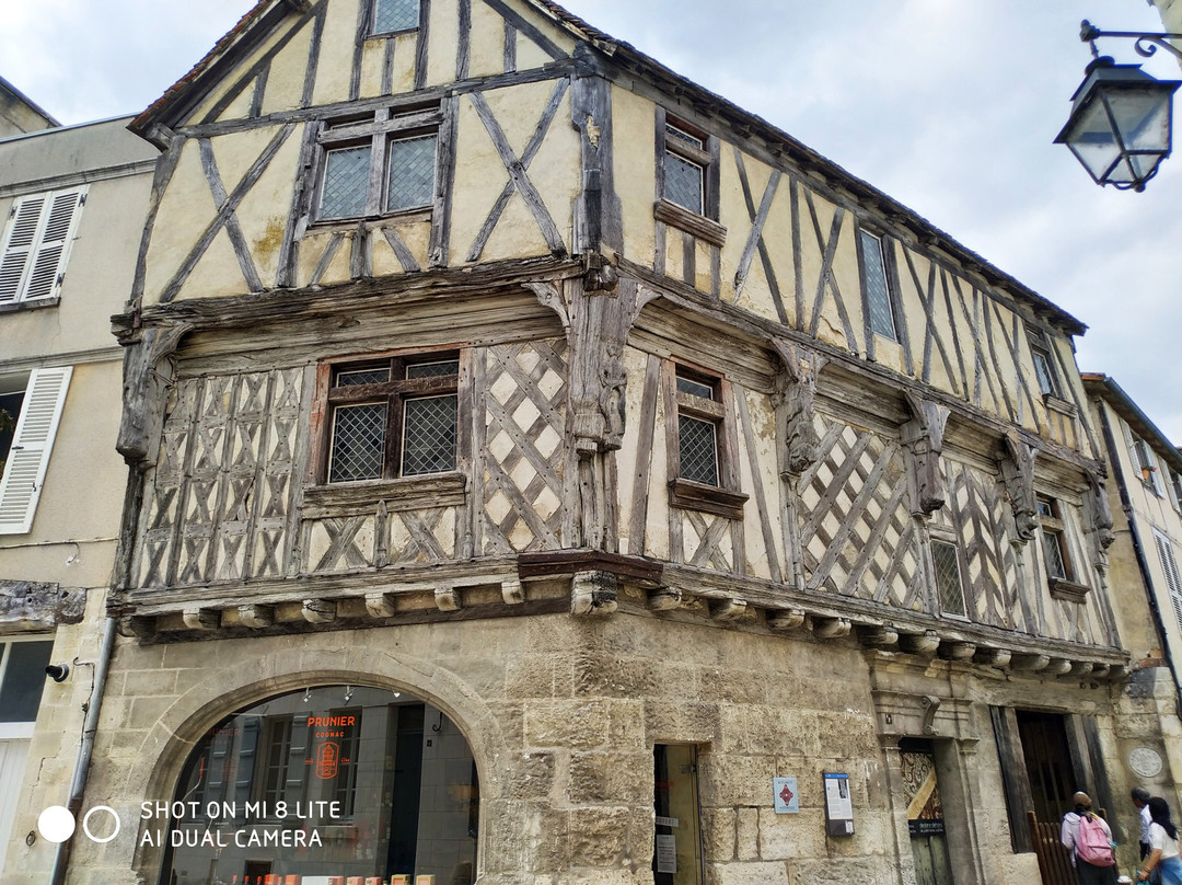 La Maison de la Lieutenance-干邑必去景点