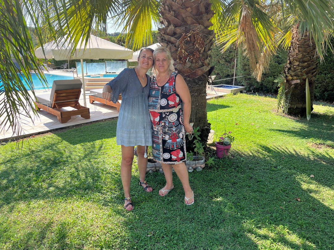 Dion-Zois Villas主图