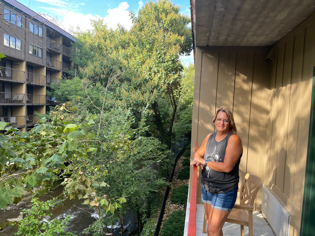 Dancing Bear Lodge主图