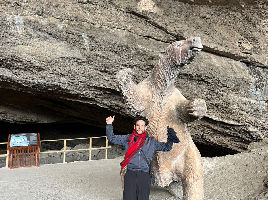 Cueva del Milodon-纳塔莱斯港必去景点