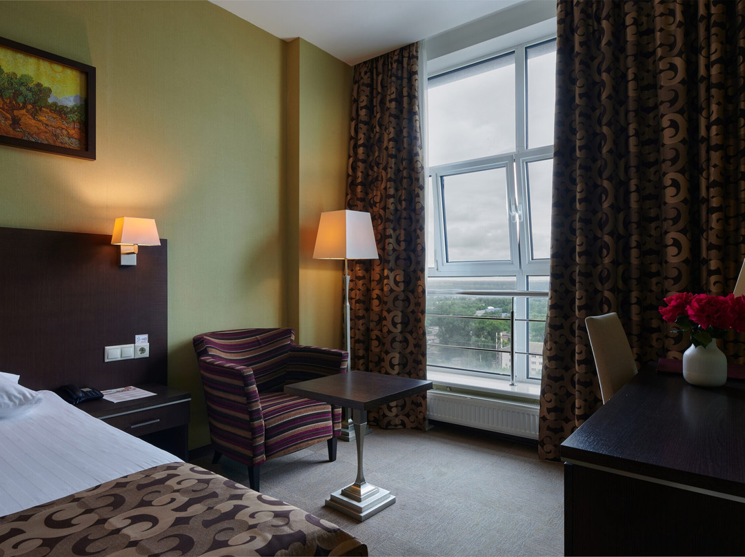 Grinn Hotel主图