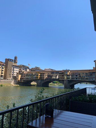 朗伽诺酒店主图