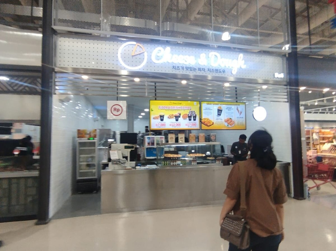 Lotte Mart Wholesale Bali-登巴萨必去景点